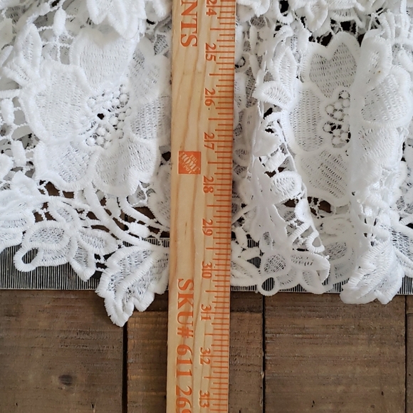 ALFANI Graphic Blooms Eyelet floral white Lace Belle Sleeve Top New with tags XL - Picture 8 of 9